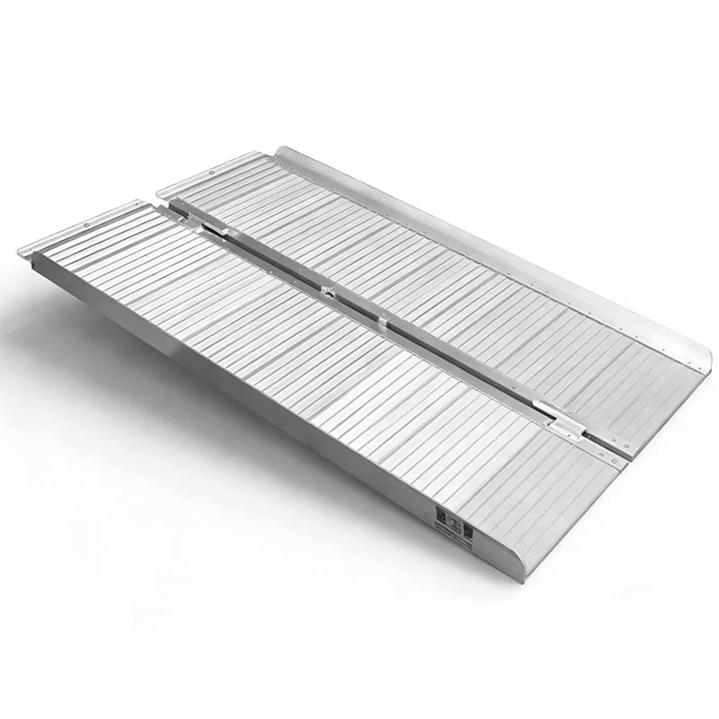 Összecsukható lapos rámpa furgonhoz